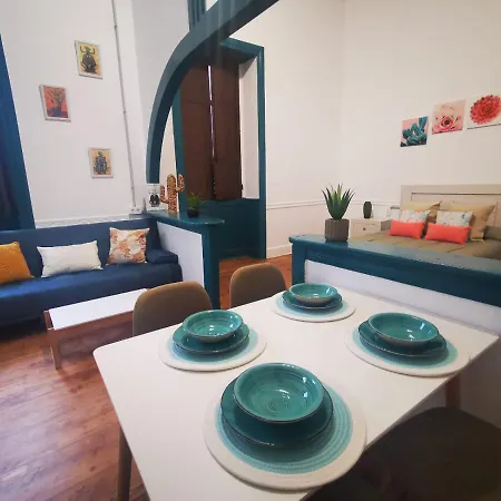 Atlantis Surf Guest house