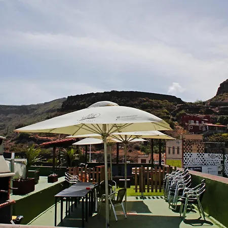 Atlantis Surf Guest house